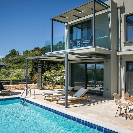 Villa Sea Front Spathíon Eksteriør billede