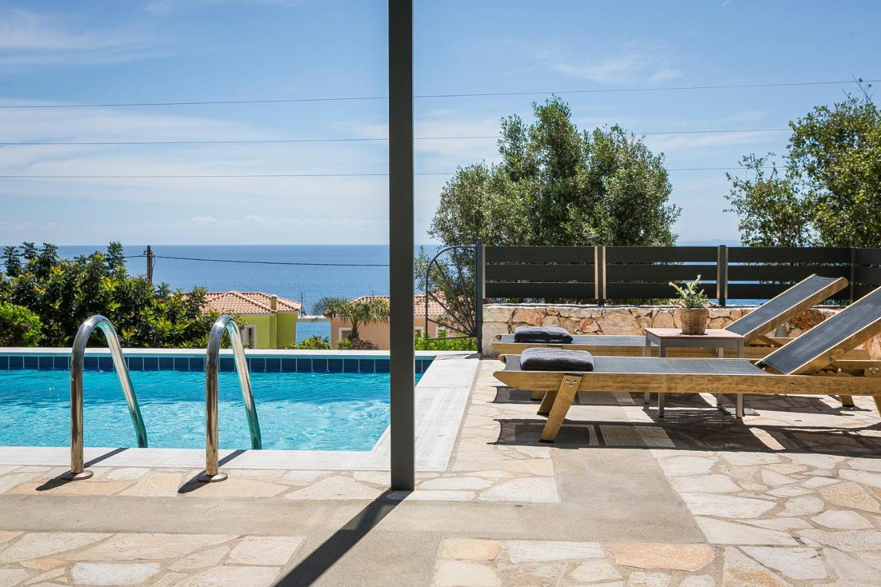Villa Sea Front Spathíon Eksteriør billede